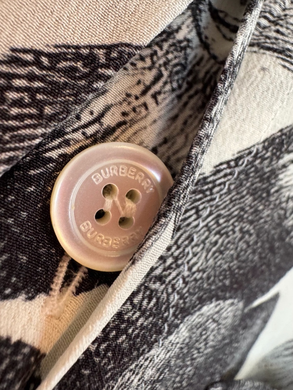 Burberry 100% Silk Button-Up Shirt – Size M - Picture 4 of 16
